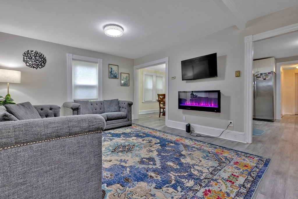 18 Ames Street Sharon, MA 02067 - Photo 17 of 33