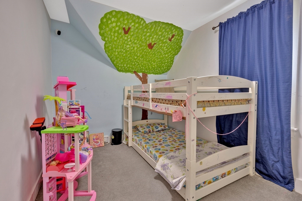 18 Ames Street Sharon, MA 02067 - Photo 25 of 33