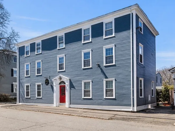 $3,200,000 | 32 Market Street, Newburyport, MA 01950