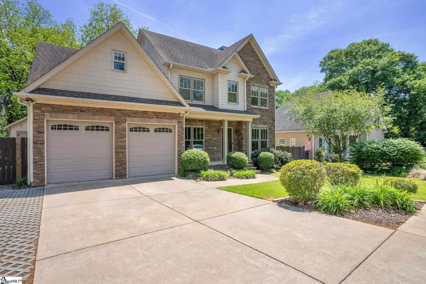 9 Rice Street Greenville, SC 29605 - Photo 3 of 36 Gallery Image 3