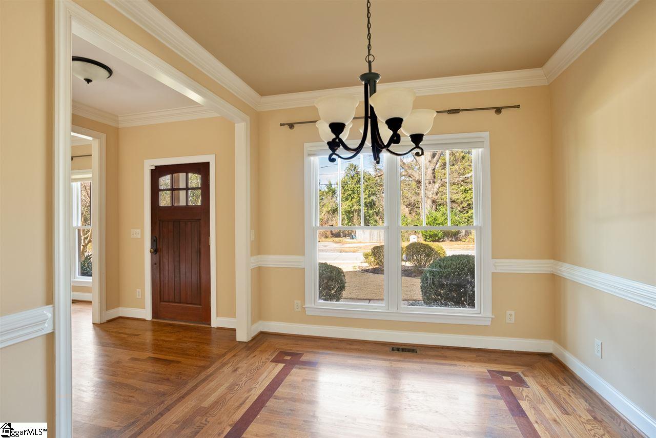 9 Rice Street Greenville, SC 29605 - Photo 5 of 36 Gallery Image 5