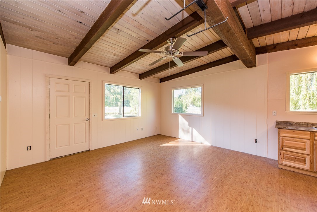 131 Bellway Road Sequim, WA 98382 - Photo 5 of 24 Gallery Image 5