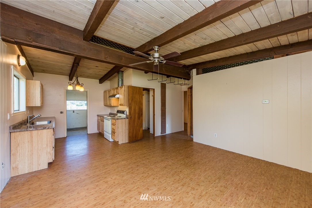 131 Bellway Road Sequim, WA 98382 - Photo 6 of 24 Gallery Image 6