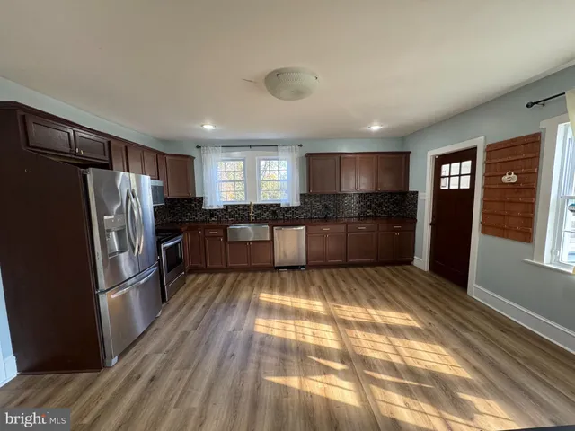 $3,300 | 208 Vineyard Road, Atco, NJ 08004