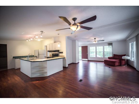 1703 Newfound Road Leicester, NC 28748 - Photo 14 of 24 Gallery Image 14