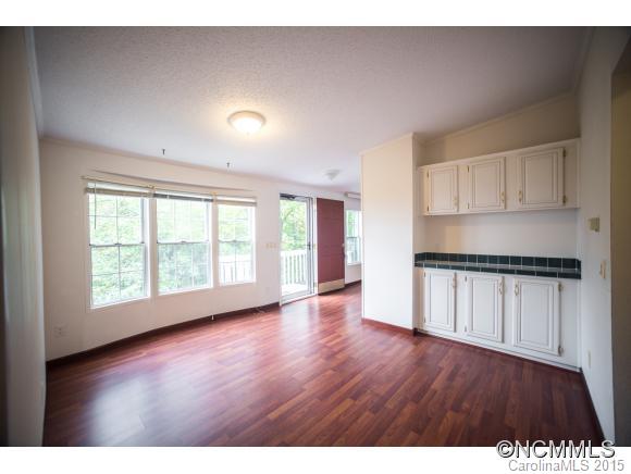 1703 Newfound Road Leicester, NC 28748 - Photo 9 of 24 Gallery Image 9