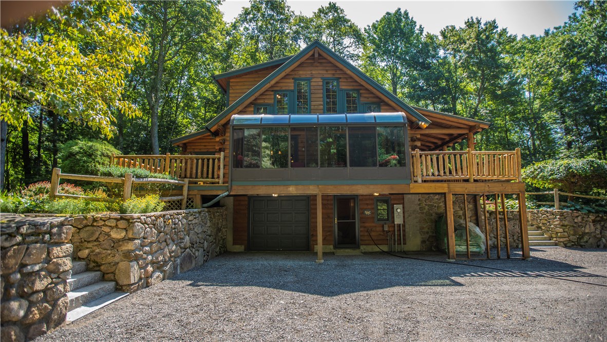 555 Whipple Road Burrillville, RI 02859 - Photo 6 of 39 Gallery Image 6