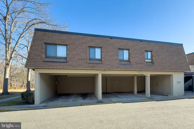 $2,300 | 7900 San Leandro Place, Unit 117D, Alexandria, VA 22309