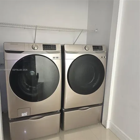 $2,350 | 9371 Fontainebleau Boulevard, Unit I235, Miami, FL 33172