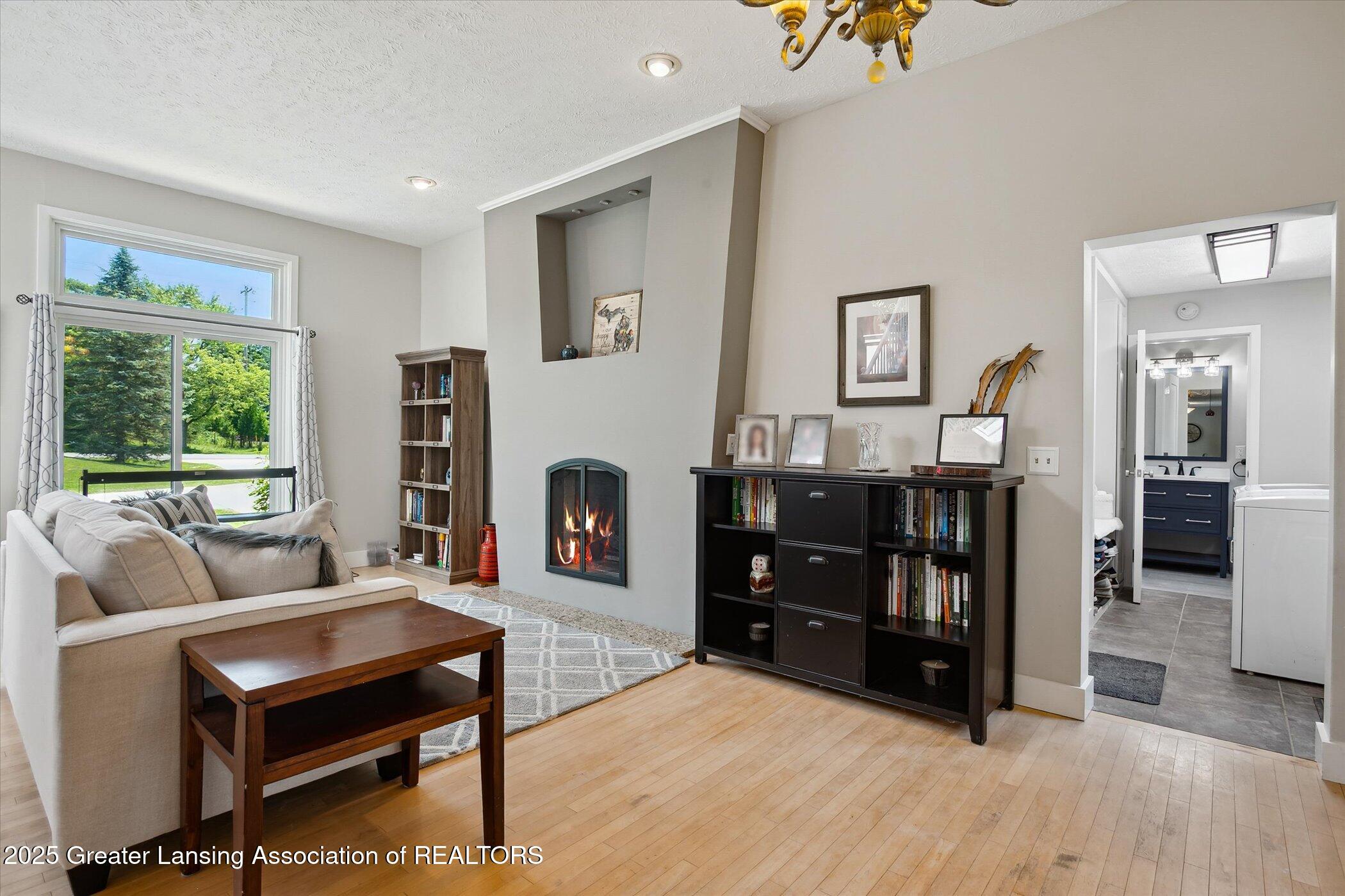 2605 College Road Holt, MI 48842 - Photo 10 of 50 Living Room