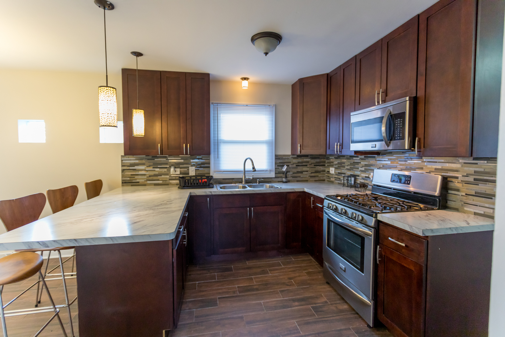 4015 West 80th Place Chicago, IL 60652 - Photo 2 of 17