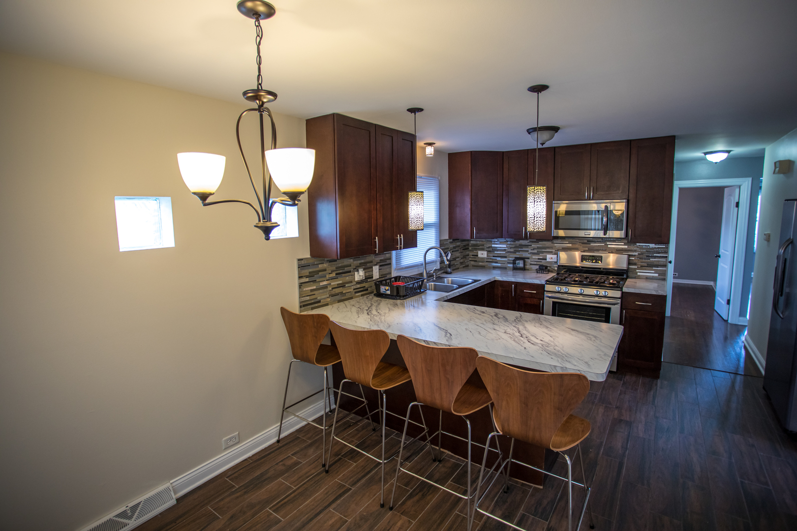 4015 West 80th Place Chicago, IL 60652 - Photo 3 of 17