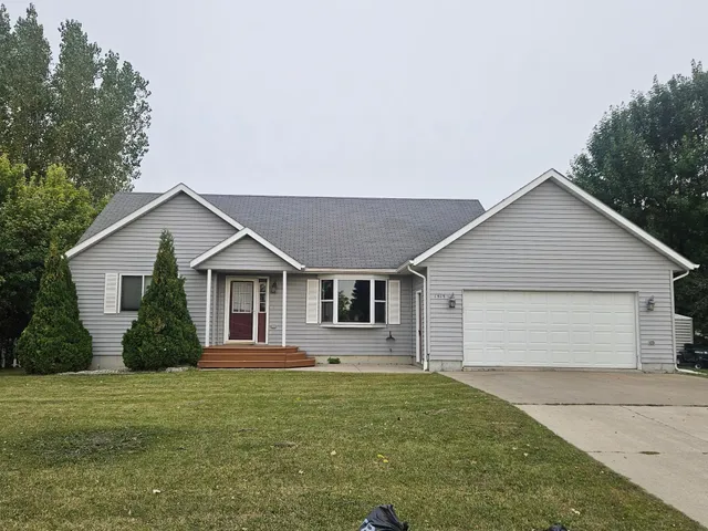 $253,000 | 1513 Cartway Drive, Thief River Falls, MN 56701