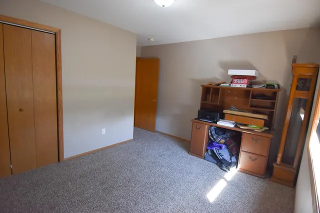 $253,000 | 1513 Cartway Drive, Thief River Falls, MN 56701