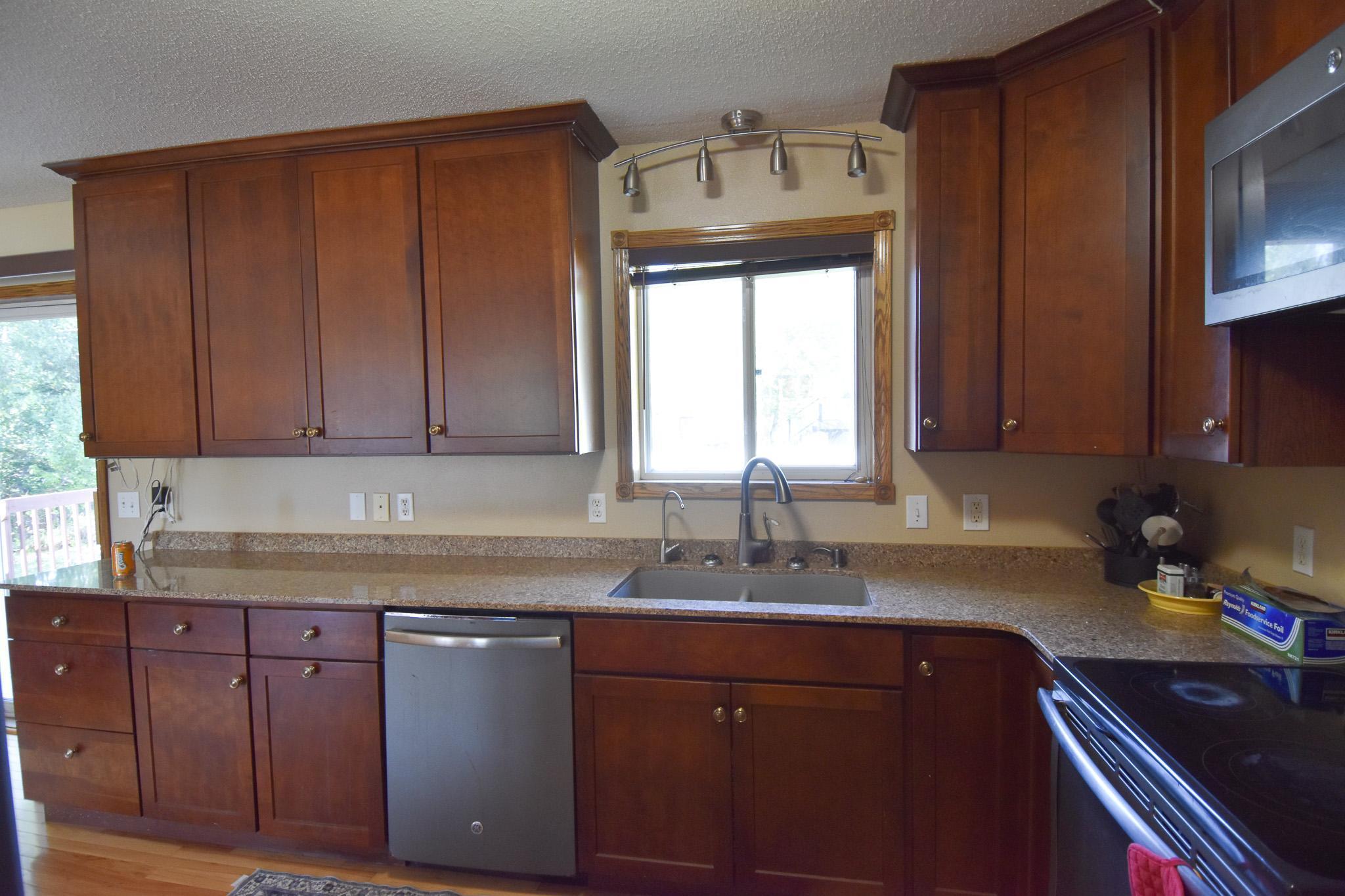 1513 Cartway Drive Thief River Falls, MN 56701 - Photo 5 of 34