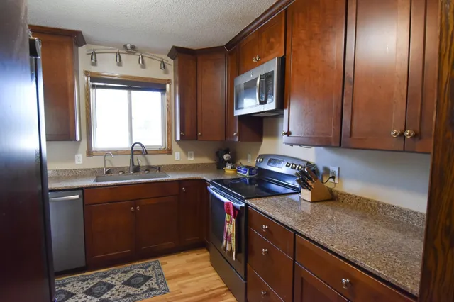 $253,000 | 1513 Cartway Drive, Thief River Falls, MN 56701