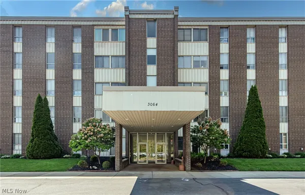 $59,740 | 3064 Kent Road, Unit 309A, Stow, OH 44224