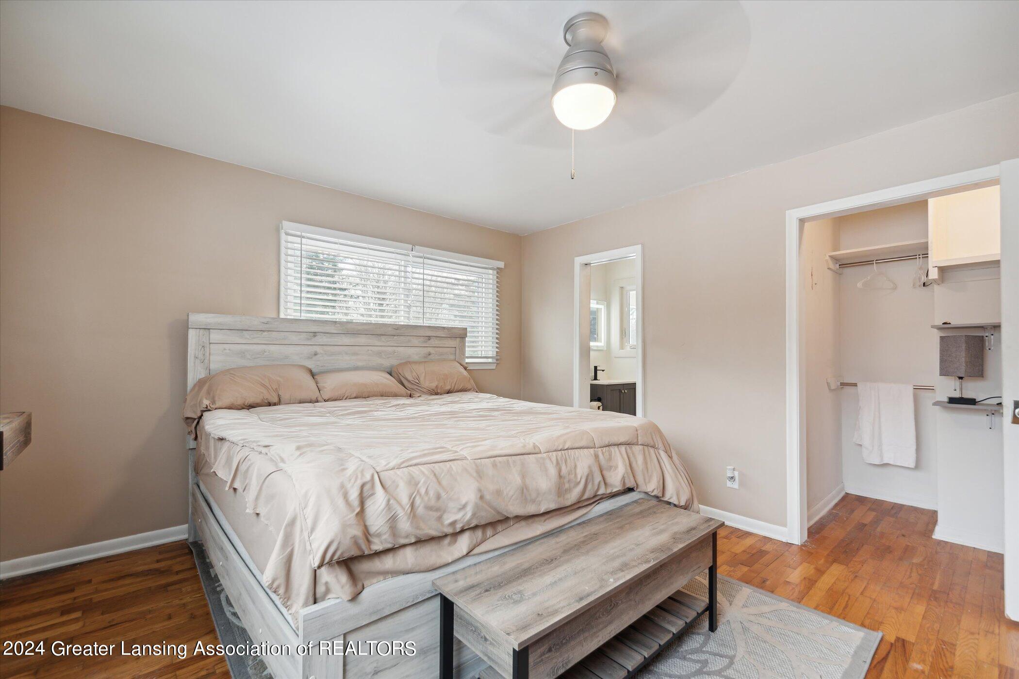 3910 Barton Road Lansing, MI 48917 - Photo 27 of 42 28-3910-Barton-Rd-Lansing-MI-48917-Windo