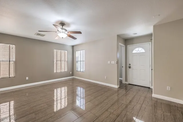 $2,095 | 7987 Delft Blue Street, Las Vegas, NV 89139