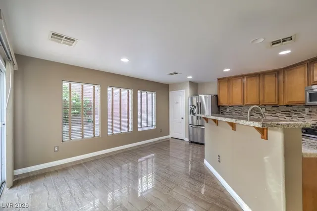 $2,095 | 7987 Delft Blue Street, Las Vegas, NV 89139