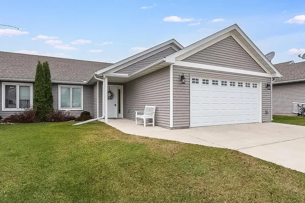 $327,500 | 724 State Street, Kenyon, MN 55946