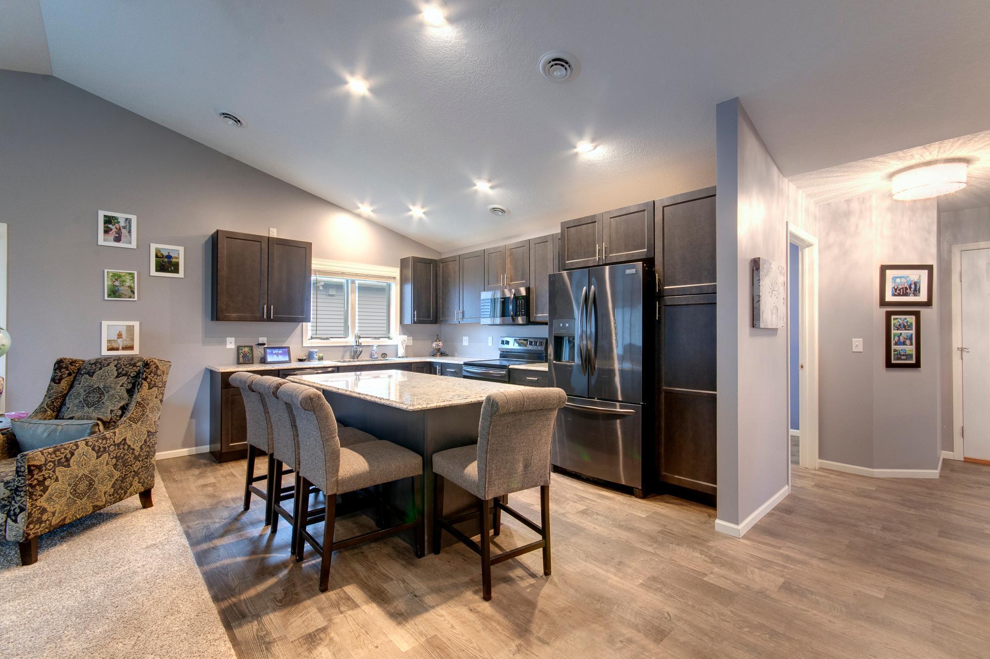 724 State Street Kenyon, MN 55946 - Photo 5 of 31