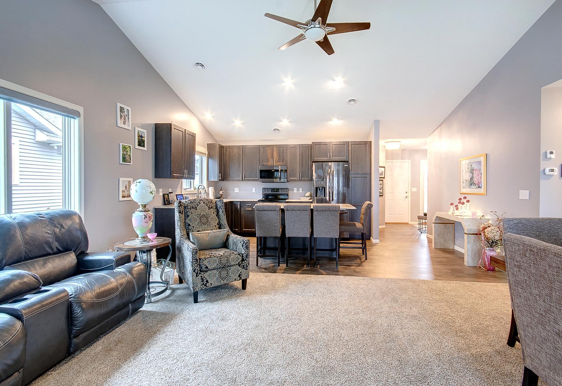 724 State Street Kenyon, MN 55946 - Photo 9 of 31