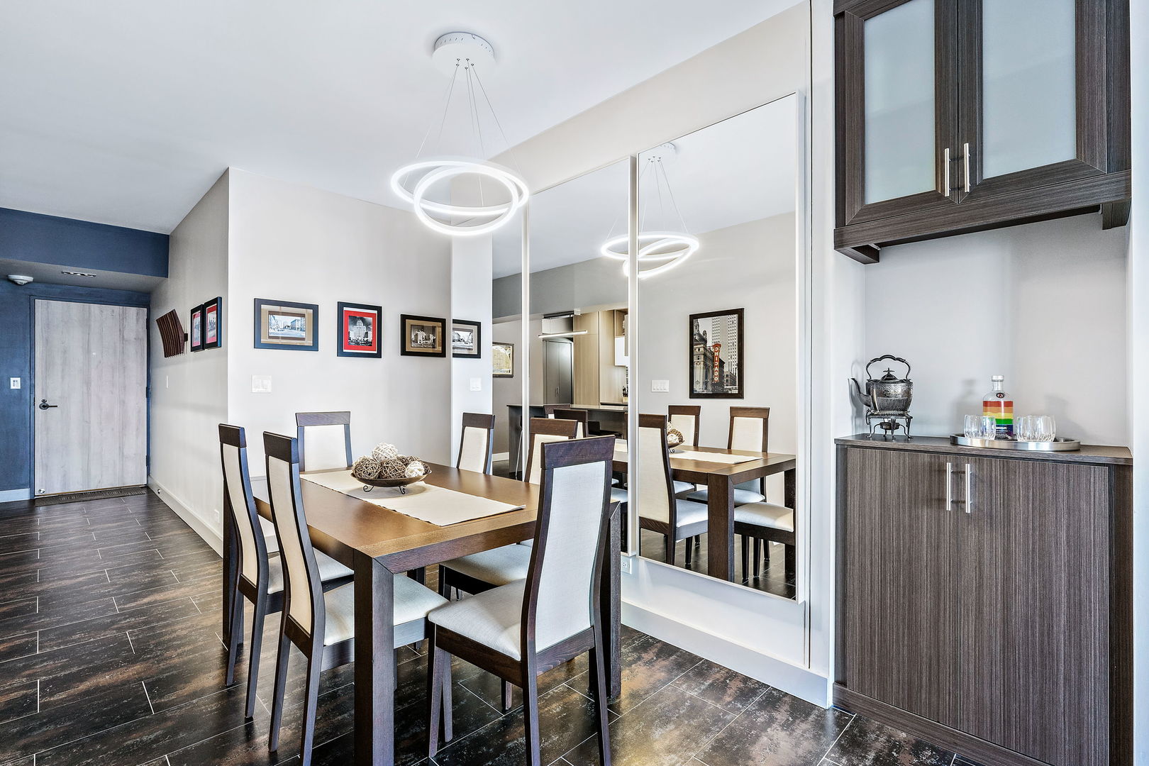 175 East Delaware Place, Unit 5412 Chicago, IL 60611 - Photo 7 of 20 a view of a dining room with furniture