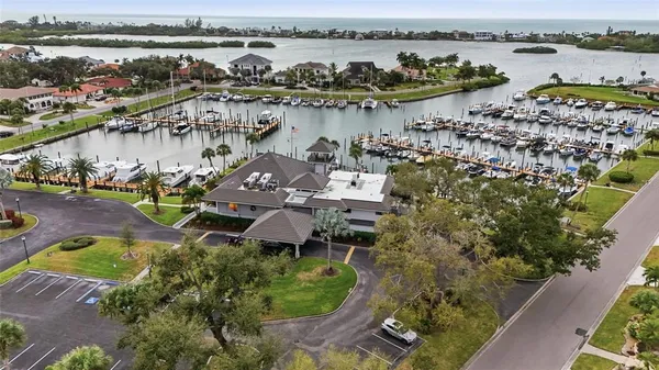 $974,900 | 1602 Southbay Drive, Osprey, FL 34229