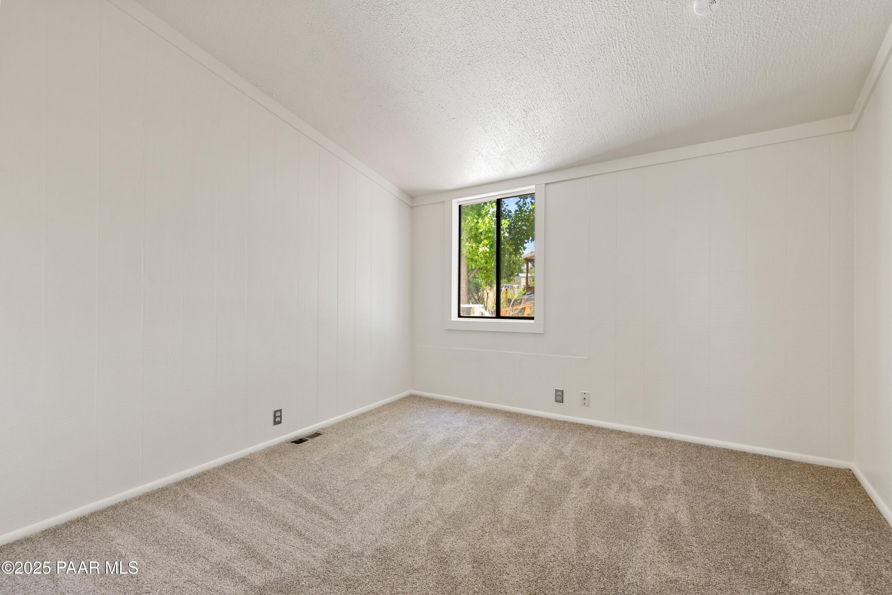 305 Aspen Road Paulden, AZ 86334 - Photo 14 of 18 014__L7A0965