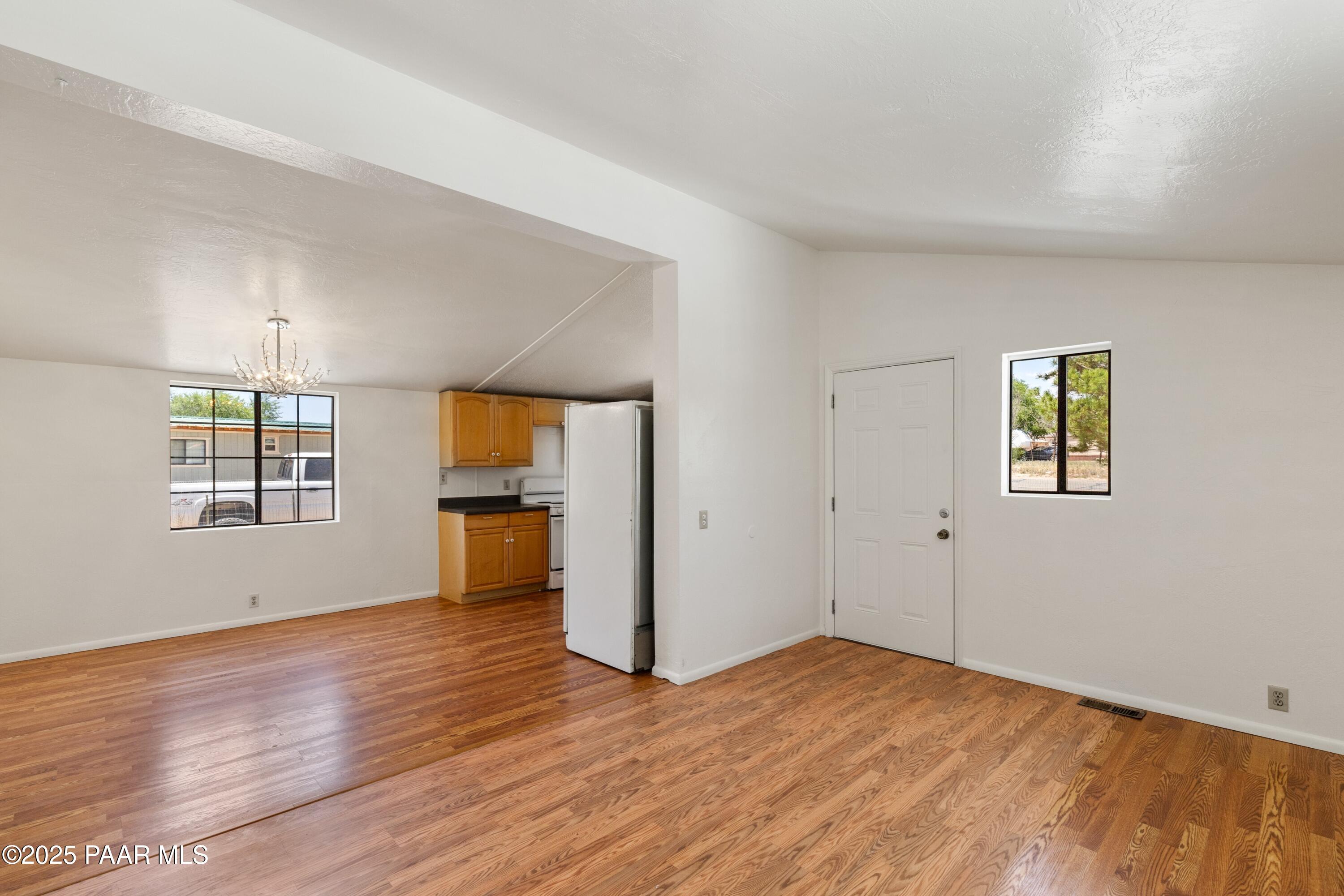 305 Aspen Road Paulden, AZ 86334 - Photo 8 of 18 005__L7A0934