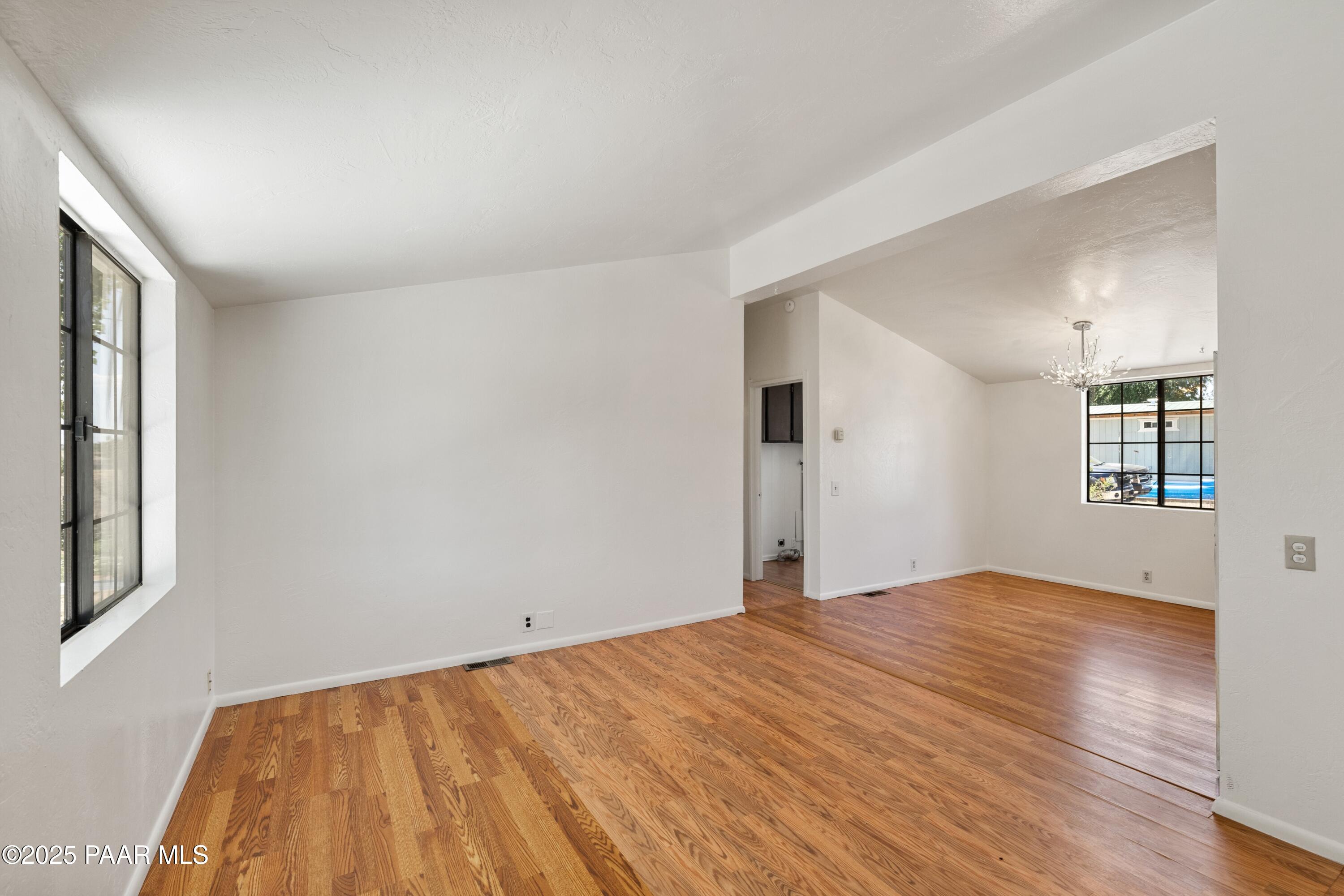 305 Aspen Road Paulden, AZ 86334 - Photo 9 of 18 006__L7A0919