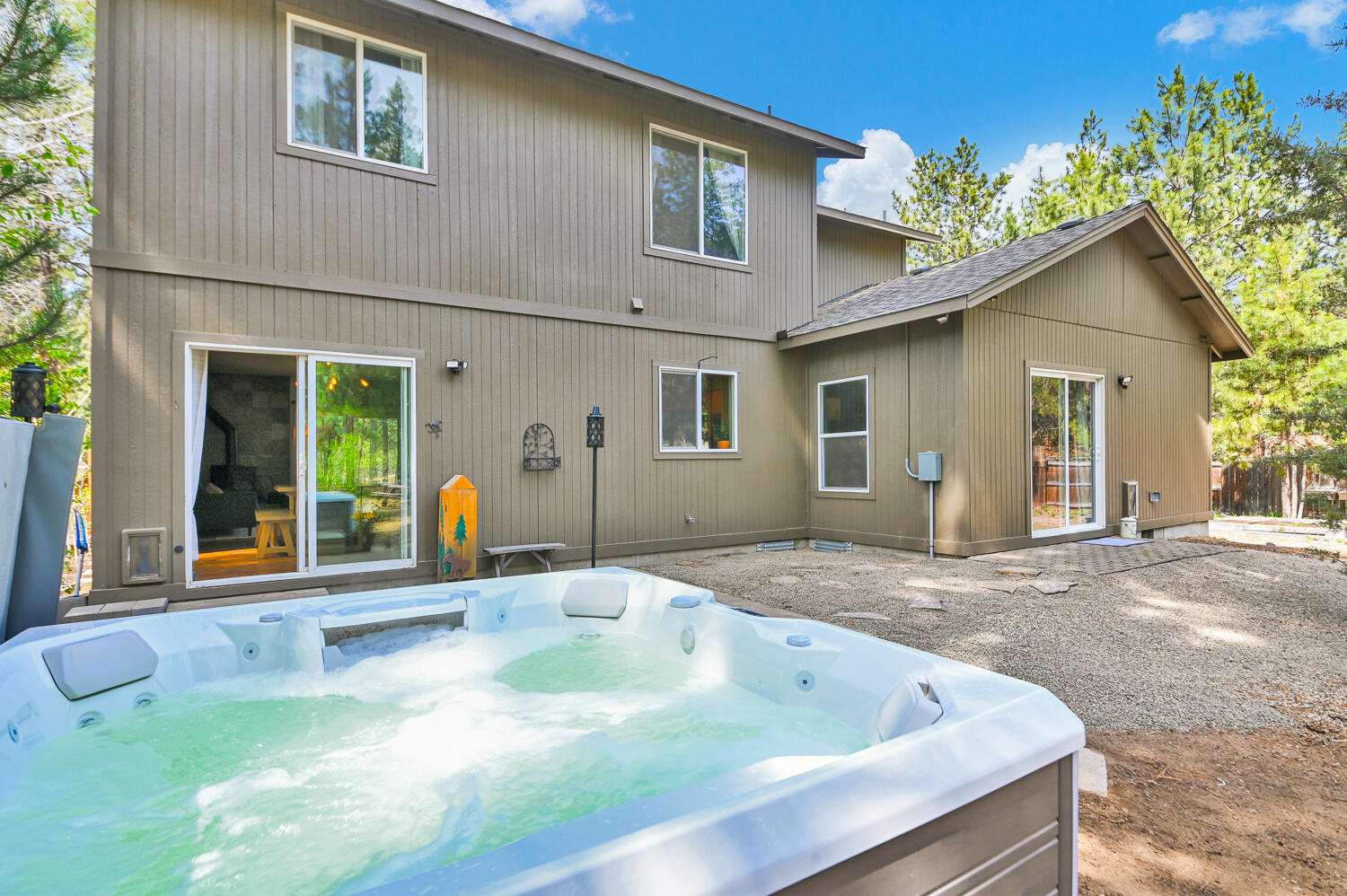 19198 Choctaw Road Bend, OR 97702 - Photo 36 of 45 New saltwater spa!