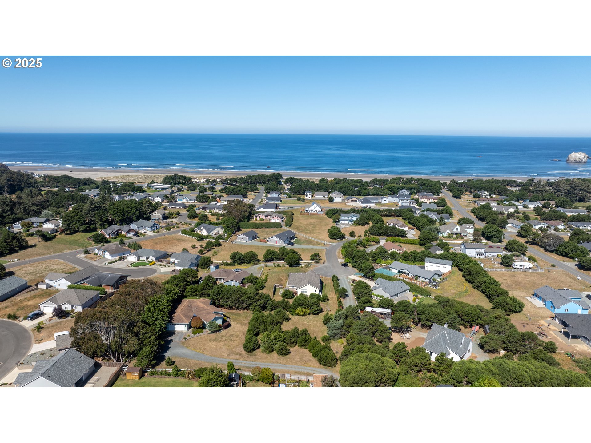 Grant Place, Unit 700 Bandon, OR 97411 - Photo 7 of 17 a view of a city