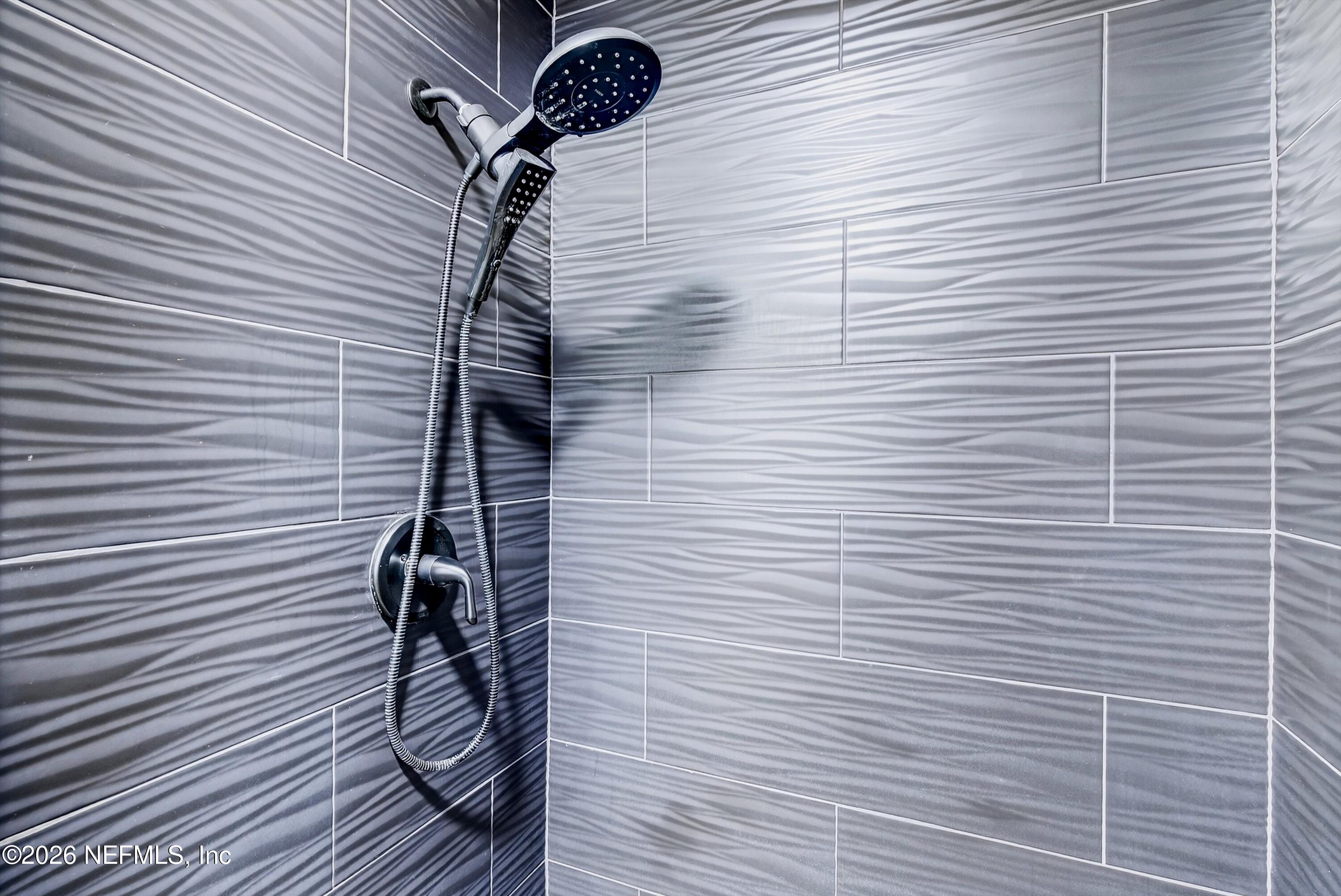 4755 French Street Jacksonville, FL 32205 - Photo 23 of 42 OWNERS SHOWER