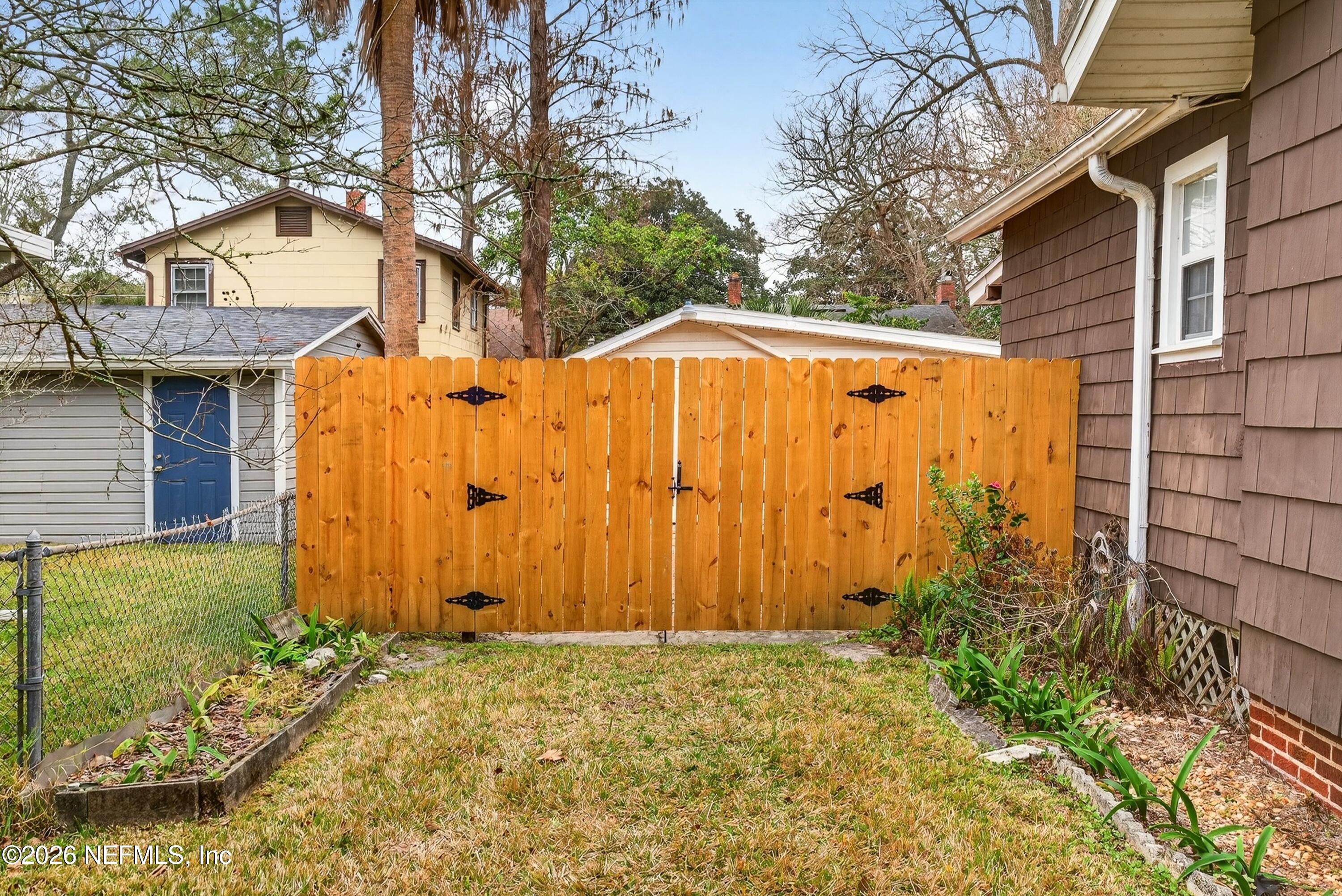 4755 French Street Jacksonville, FL 32205 - Photo 34 of 42 DOUBLE GATE PRIVACY FENCED