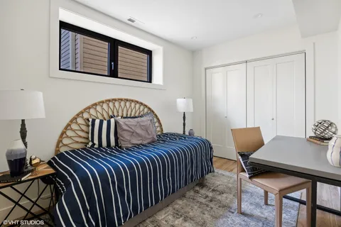 a view of a livingroom with furniture