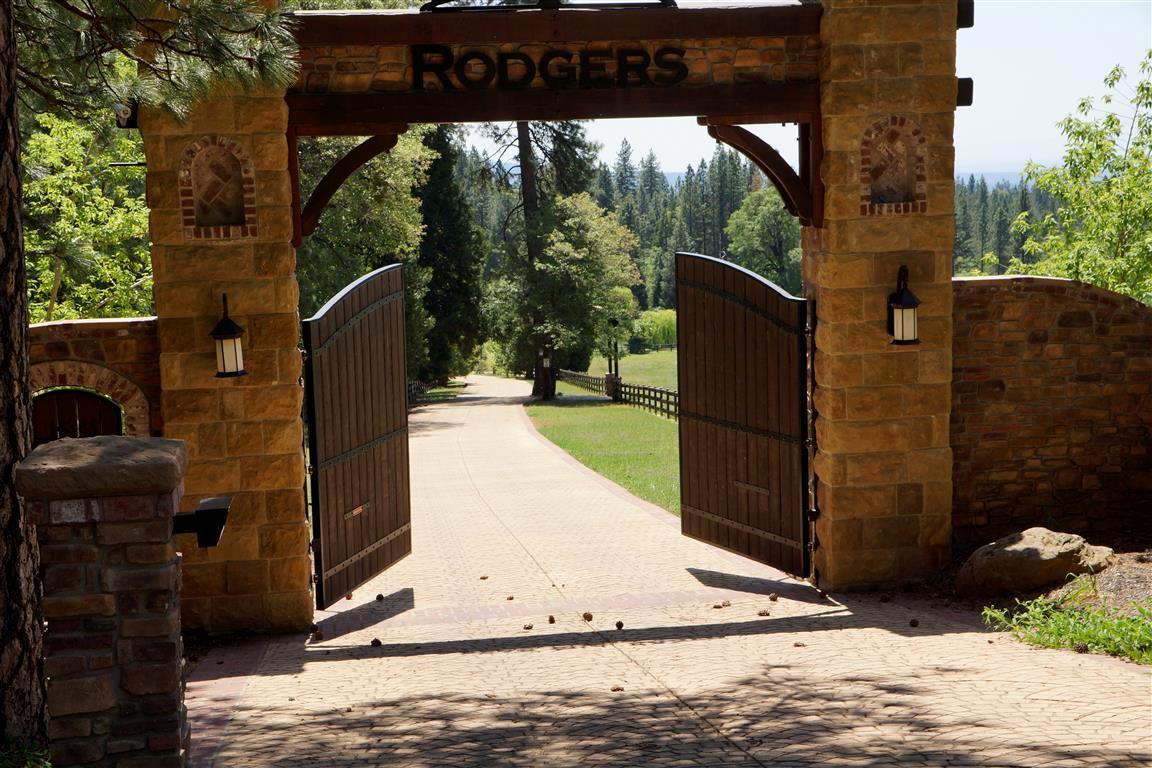 14388 Fern Road Whitmore, CA 96096 - Photo 52 of 52 a view of a street with wooden fence