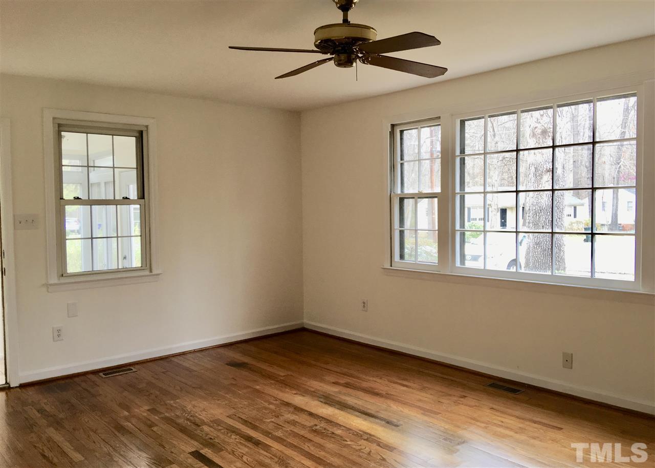 410 Ridgefield Road Chapel Hill, NC 27517 - Photo 2 of 12 Gallery Image 2