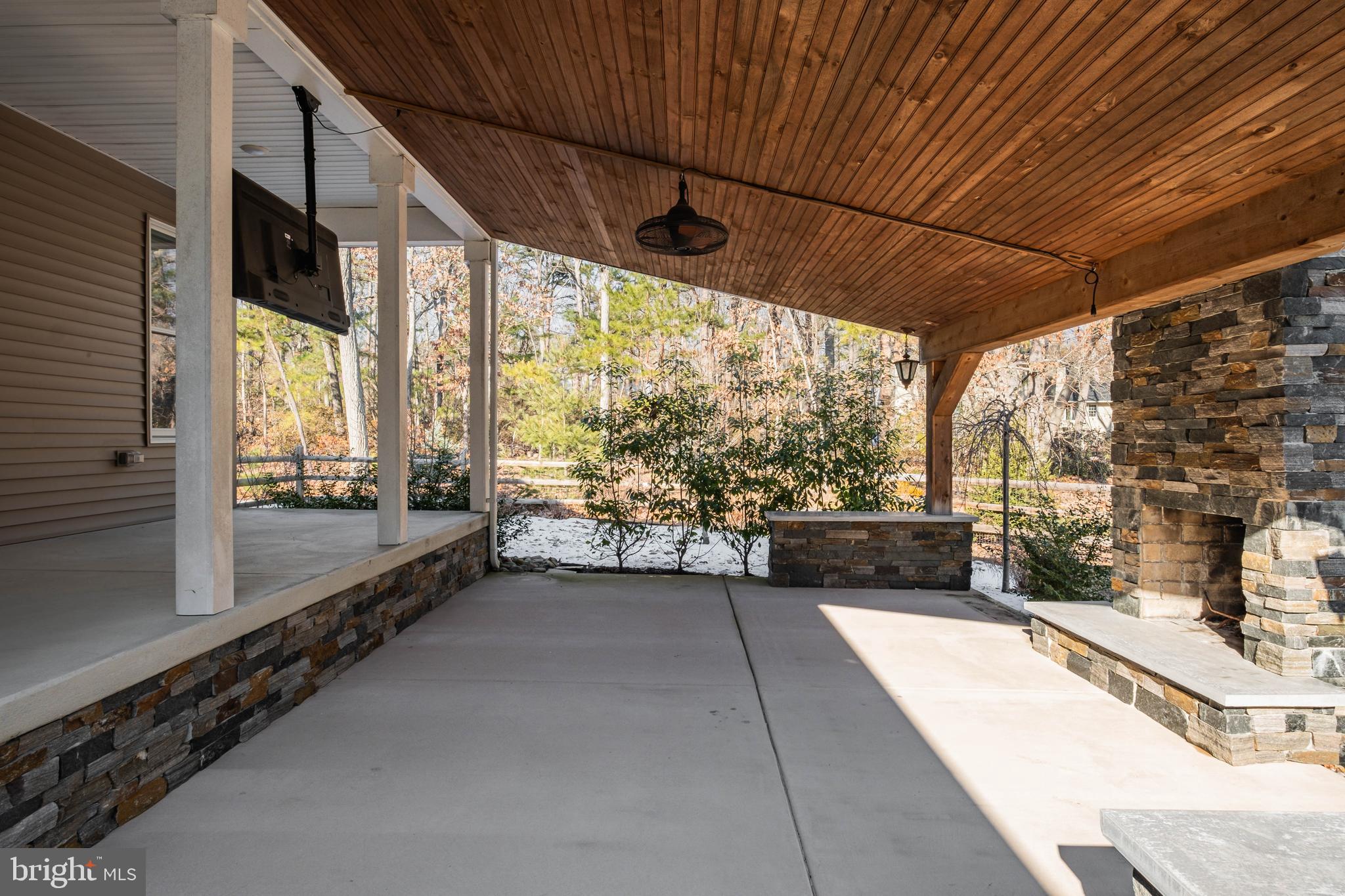 137 Cowpath Road Medford, NJ 08055 - Photo 29 of 45 Back Porch