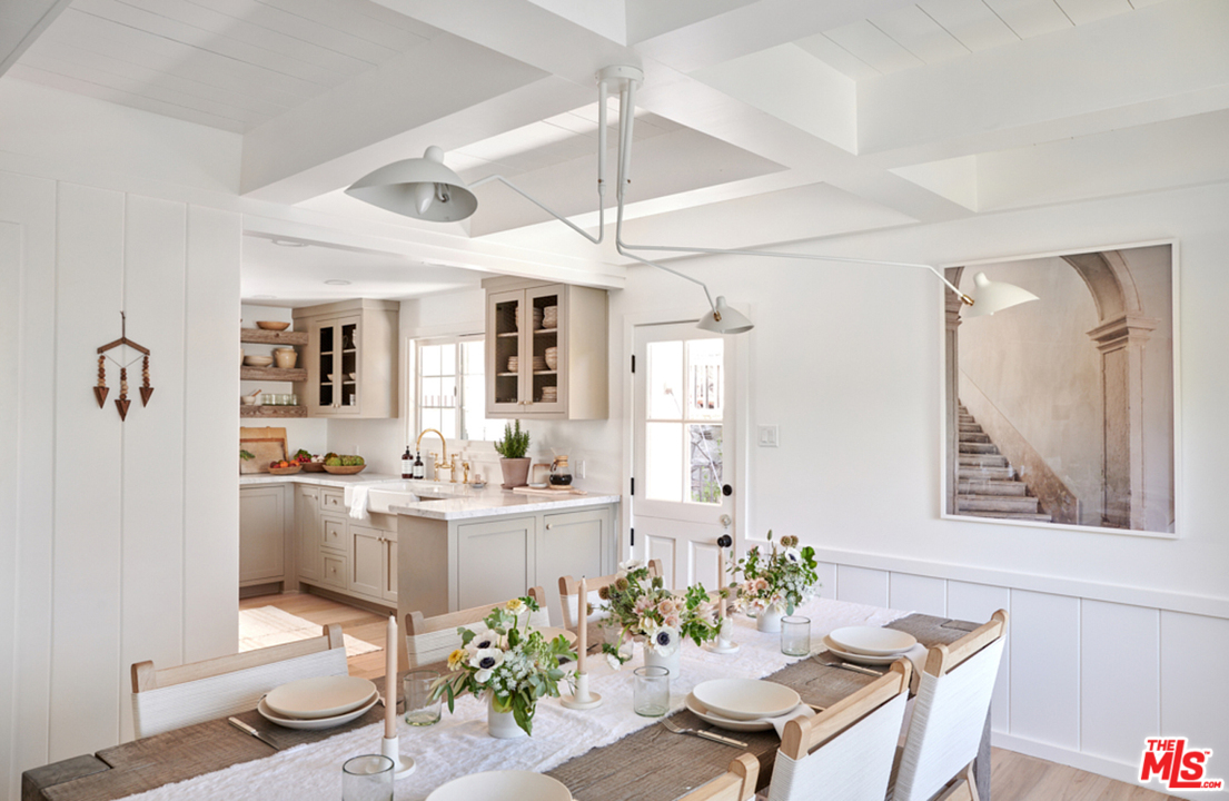 403 Emerald Way Lake Arrowhead, CA 92352 - Photo 6 of 30 a living room with furniture and a large window