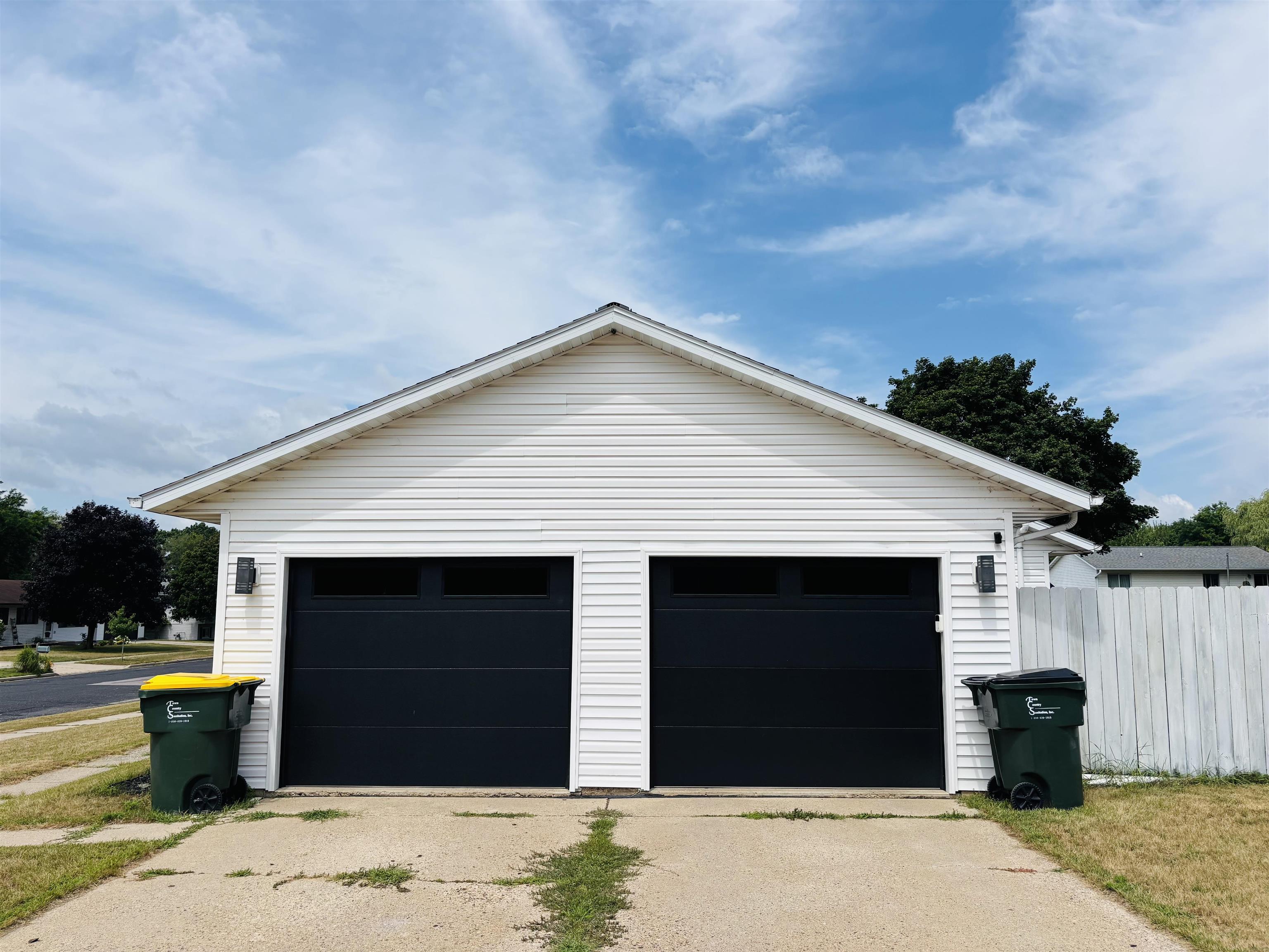1946 Amanda Drive Reedsburg, WI 53959 - Photo 5 of 36