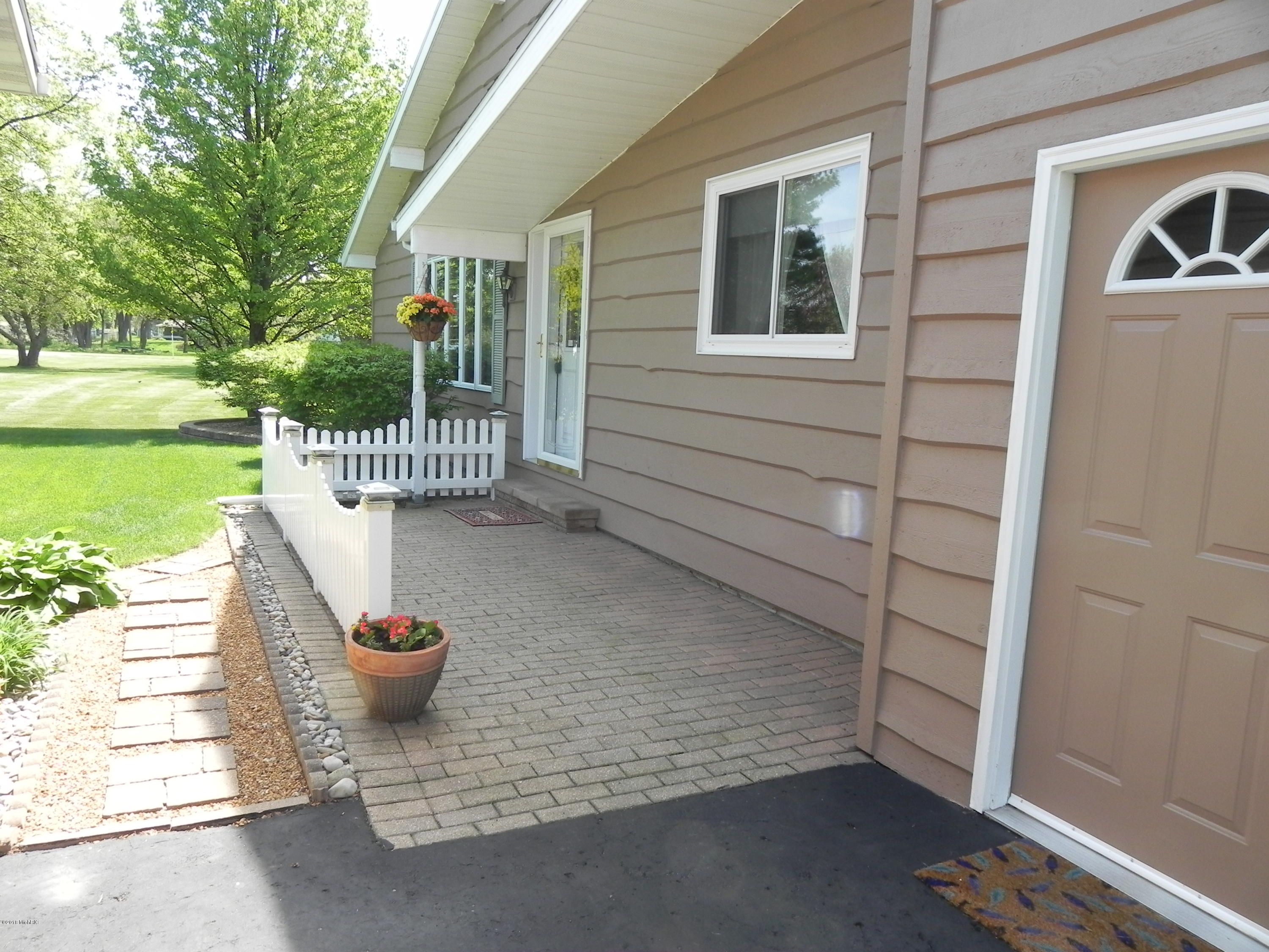46851 Prospect Drive Decatur, MI 49045 - Photo 42 of 46 DSCN5008