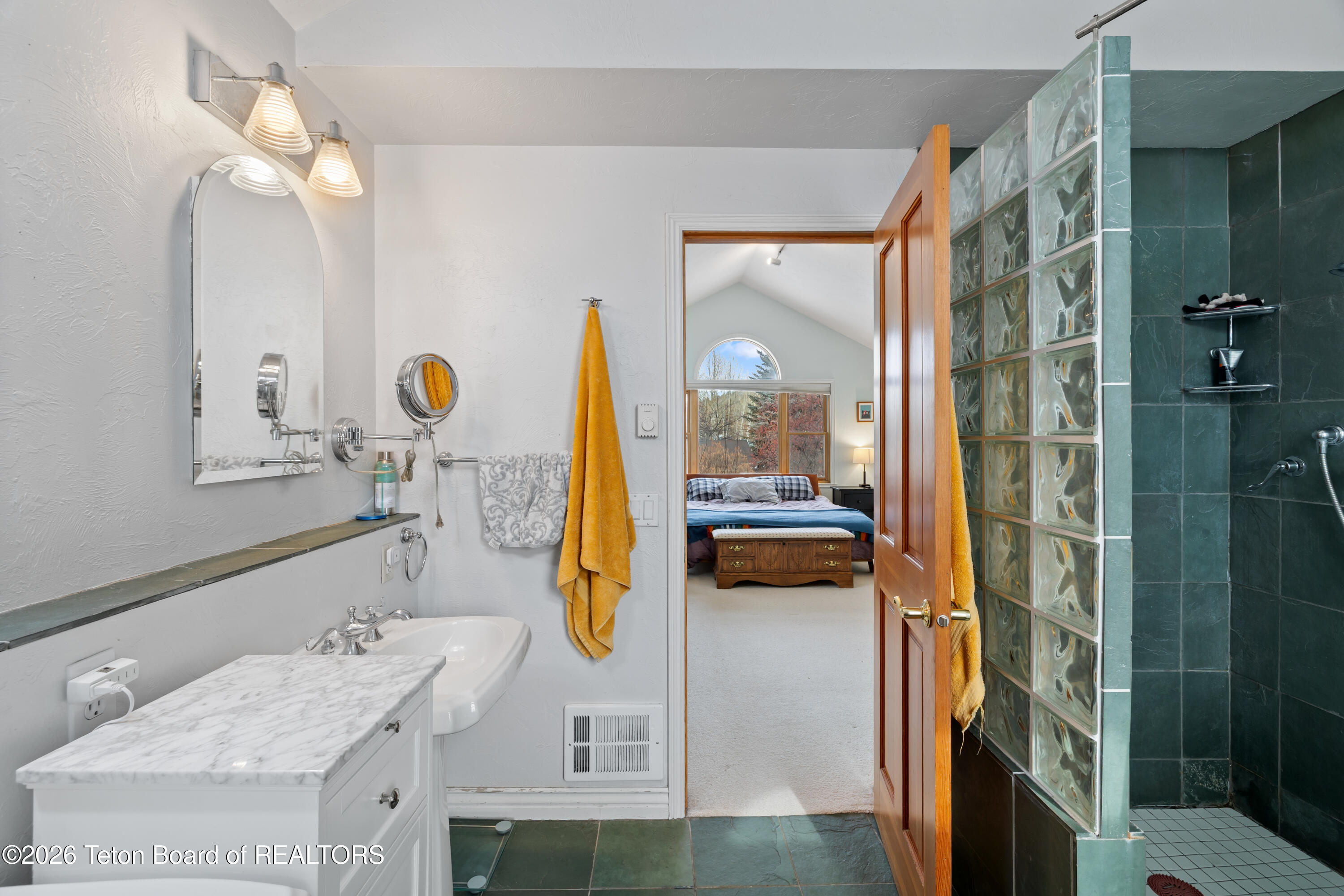 3017 Rangeview Drive Jackson, WY 83001 - Photo 15 of 30 11b Primary Bath Vanity