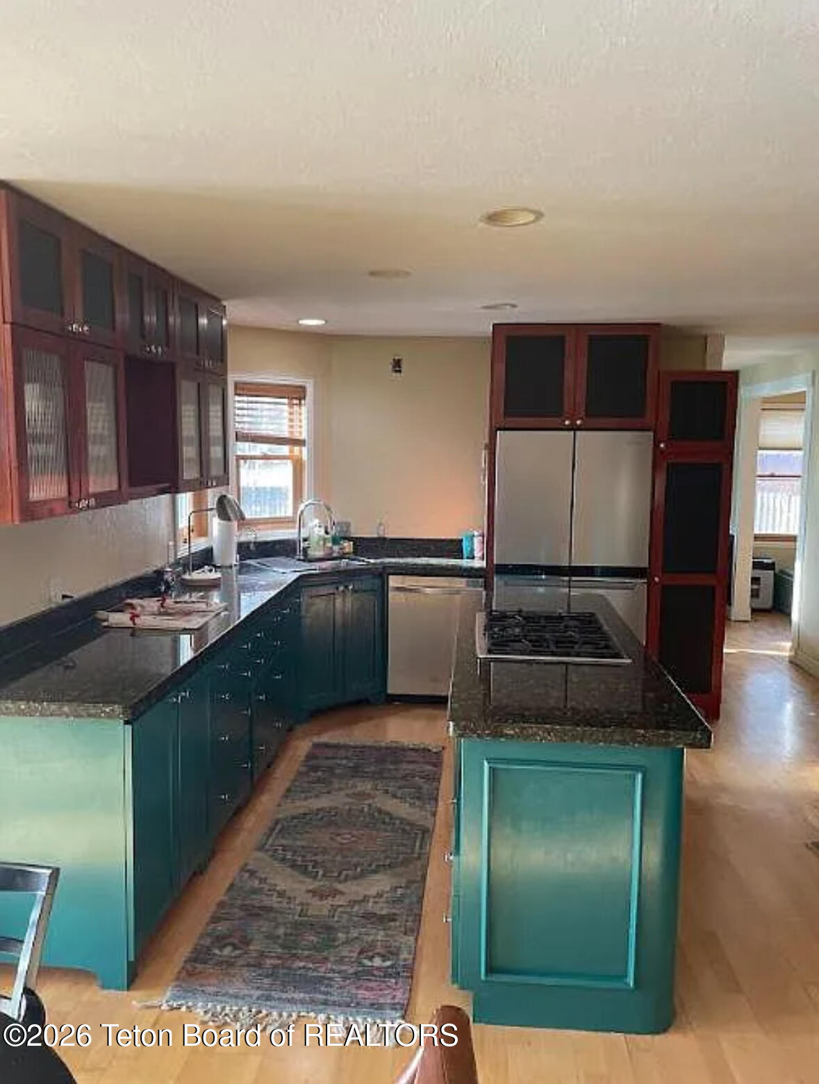 3017 Rangeview Drive Jackson, WY 83001 - Photo 10 of 28 10 Kitchen Vert