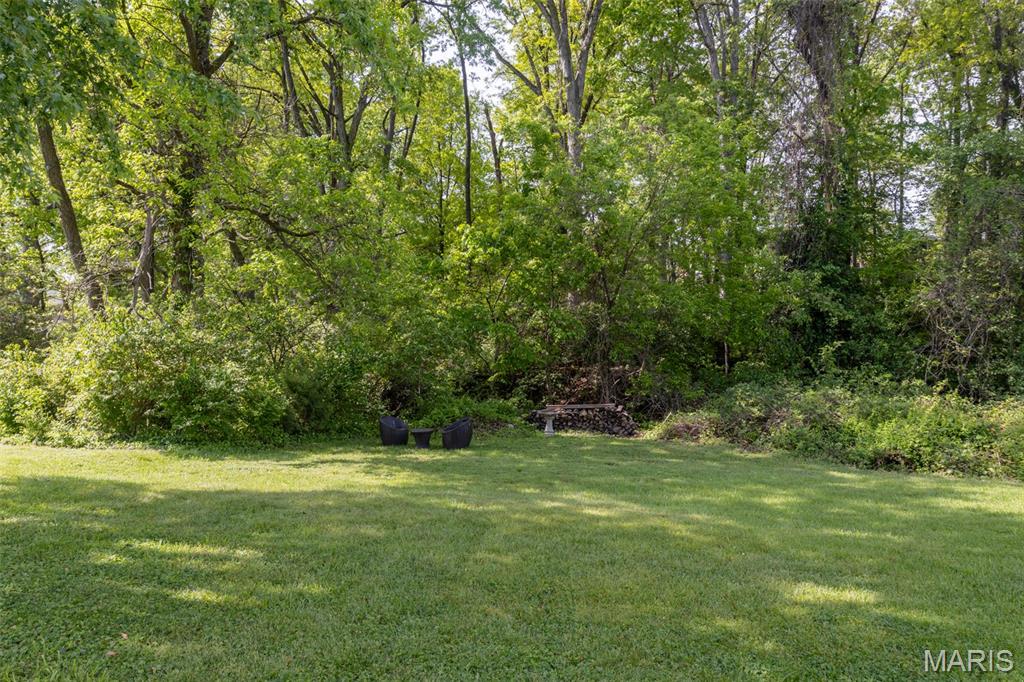 322 Sappington Barracks Road St. Louis, MO 63125 - Photo 8 of 48 Gallery Image 8