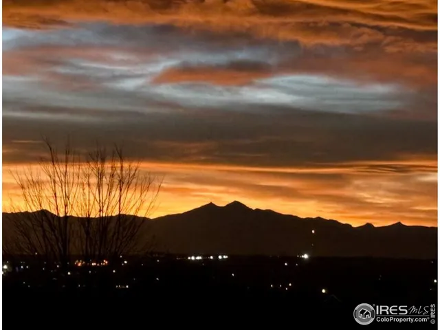 a view of sky from balcony