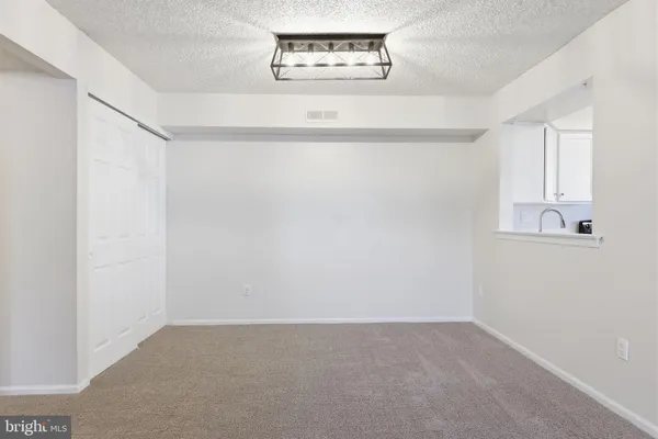 $2,300 | 2014 Barry Court, Holland, PA 18966