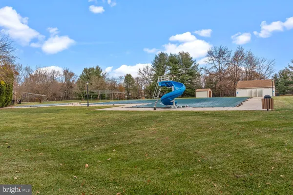 $2,300 | 2014 Barry Court, Holland, PA 18966