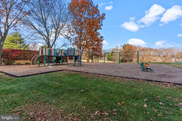 $2,300 | 2014 Barry Court, Holland, PA 18966